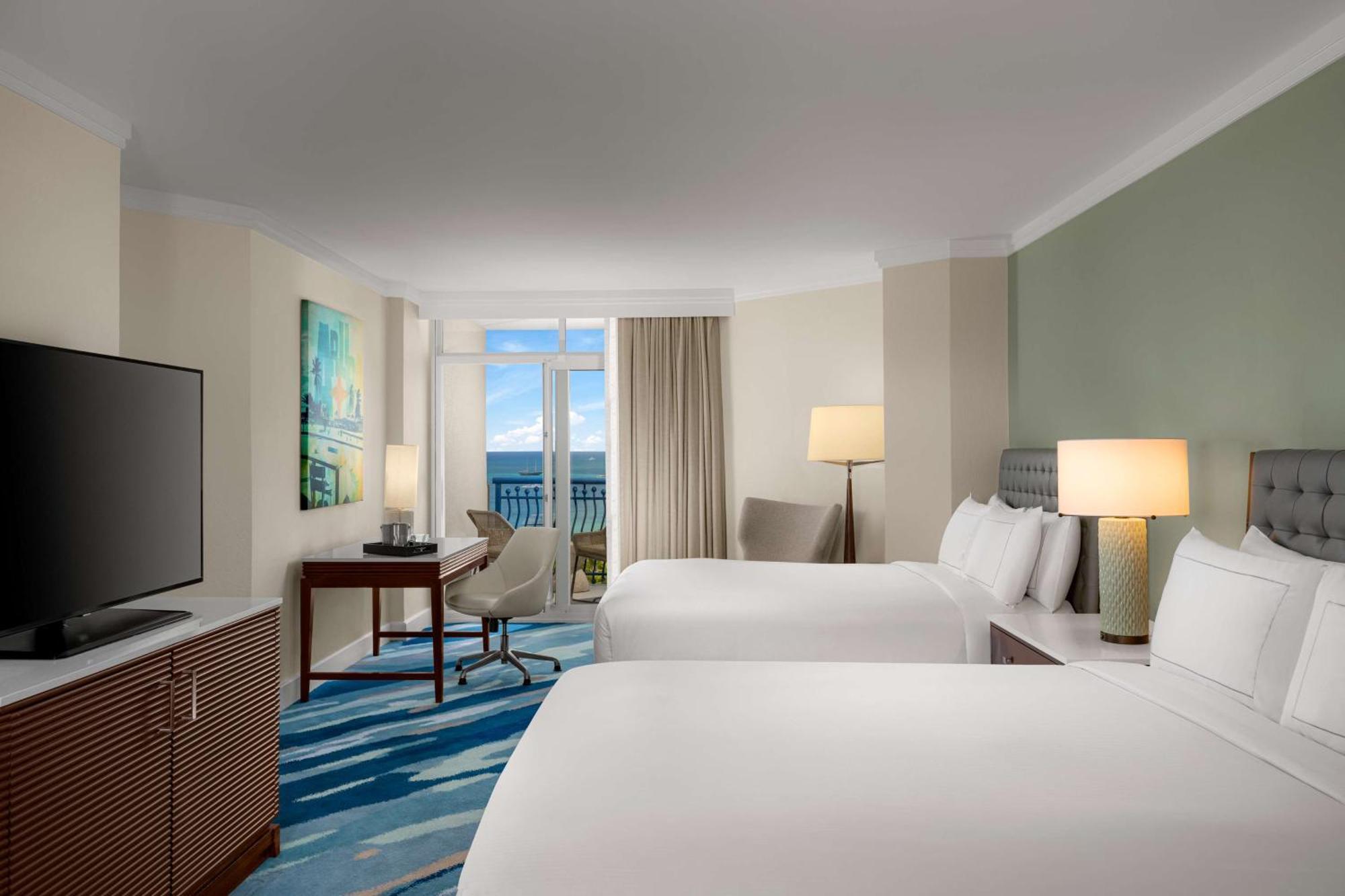 Hilton Aruba Caribbean Resort & Casino Palm Beach Exterior photo